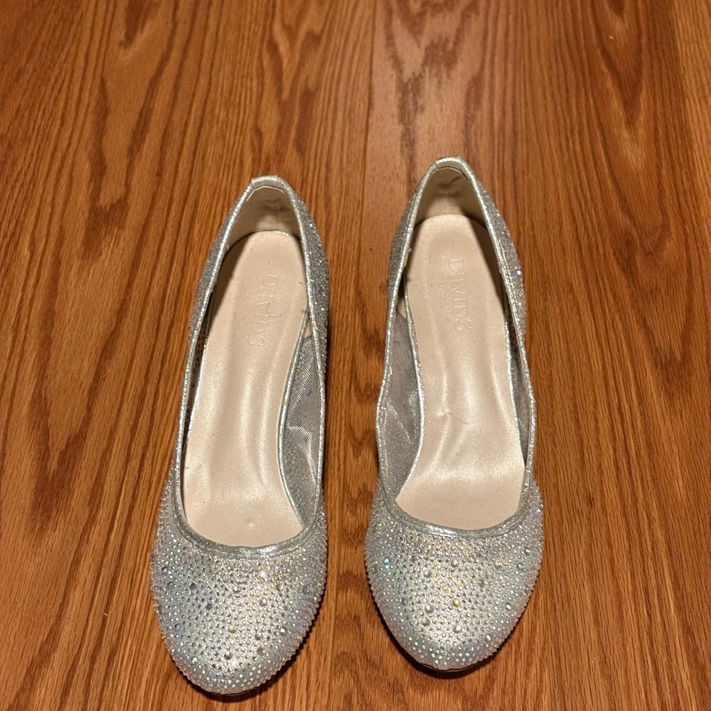 David's Bridal Sparkling Silver Low Heel Pumps